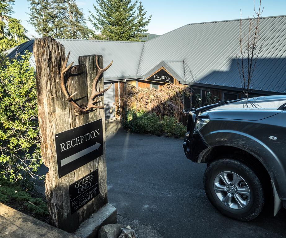 8 On Oregon Boutique Lodge Hanmer Springs Exterior photo